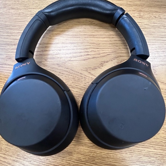 Sony Black Over-Ear Headphones